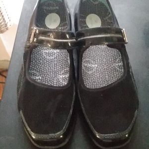 Aetrex sz 11